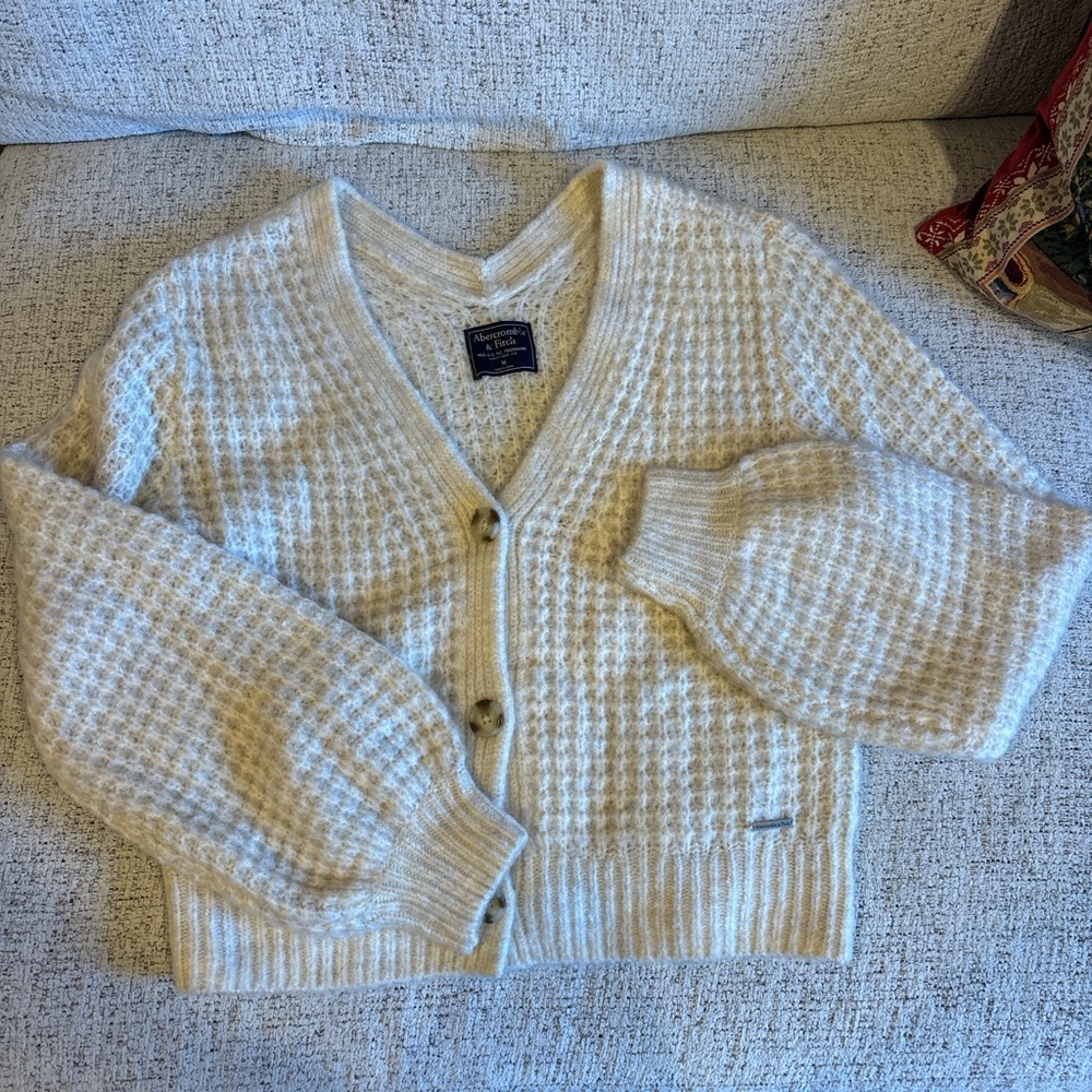 Abercrombie & Fitch Cream Button-Up Cardigan
